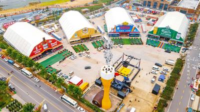 “开酒”前的剧透多图来了：风情街、游乐场、主舞台……今年竟是这样|快镜·啤酒节