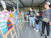 平面、综绘、新材料……百幅儿童画描绘夏日青岛