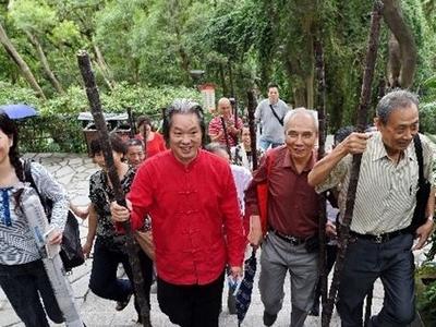 海南6日游成了“购物游”，11名老人维权获退2.5万元！青岛消保委发出提醒