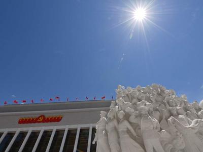 火爆！中国共产党历史展览馆开放头4天，门票预约一空