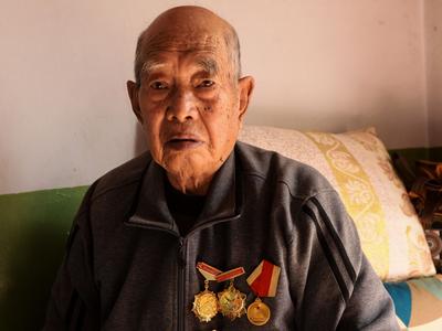 崇尚英雄才会产生英雄！今天的镜头属于他们|红色印记·老兵画传①