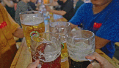 跑·酷青岛 | 换一种方式打开金沙滩啤酒城，啤酒节也超酷的！