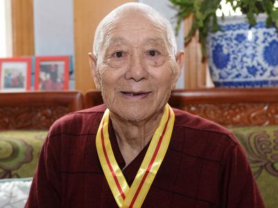 崇尚英雄才会产生英雄！今天的镜头属于他们|红色印记·老兵画传①