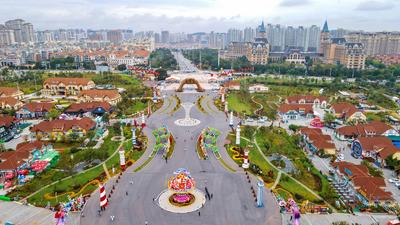 “开酒”前的剧透多图来了：风情街、游乐场、主舞台……今年竟是这样|快镜·啤酒节