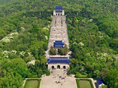 南京：自7月31日起，暂停开放旅游景区室外区域