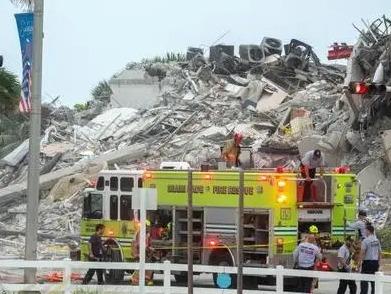 美国佛罗里达州住宅楼倒塌事故已致至少97人死亡，95名受害者身份确认