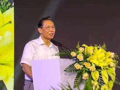 钟南山：广州上一波疫情13名重症患者都没打疫苗