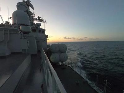 东部战区多军种力量在东海海空域实施联合警巡并开展联合对海突击等训练