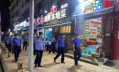 4587处占路经营，清！游商游贩“牛皮癣”，甩！——市南创城在行动