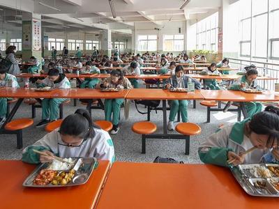到2023年“全部达标”！省教育厅发文部署中小学校食堂规范化建设