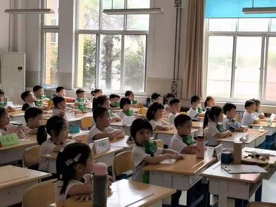 2600余名师生点赞，这样的开学第一课够“硬核”