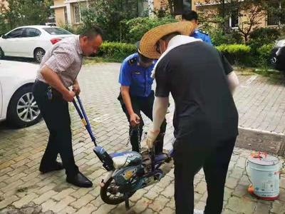 清理拆除800余处！崂山开展地桩地锁整治行动