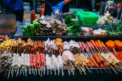 青岛最大夜市在这里！来城阳一饱口福吧