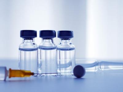 德国一护士用生理盐水冒充新冠疫苗，近8600人受影响