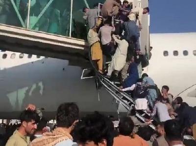 外媒：美军在喀布尔机场开火造成至少3人死亡