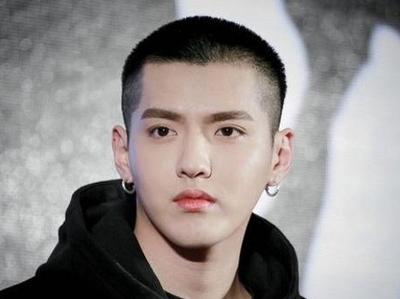 三协会就吴亦凡被批捕事件发声：决不给违法失德艺人容身之处
