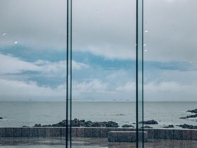 骤雨暂歇！来看看青岛海滨的奇幻天空