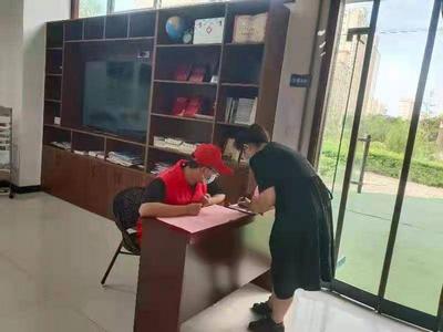 他们是家乡疫情群防群控的“战斗员”“宣传员”“保障员” ！