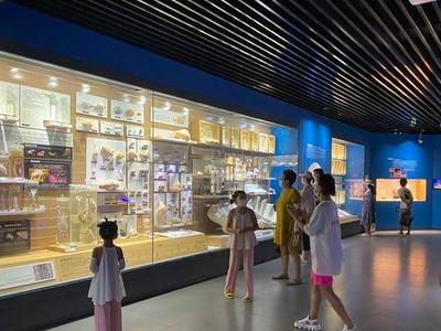 国家发改委：我国将开展降低重点国有景区门票价格“回头看”