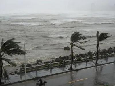 台风“灿都”来了！外围环流将影响山东！多地中小学停课，多趟列车、航班停运