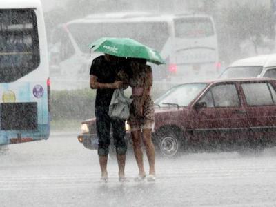 出行注意！青岛今夜中到大雨局部暴雨，明后天多分散性阵雨