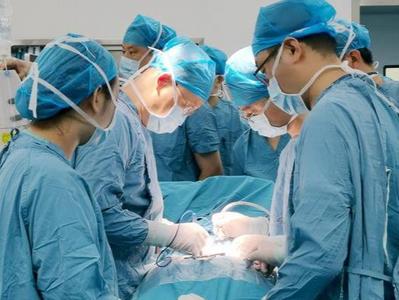 优质资源共享！北京大学人民医院青岛医院每周有8至10名北京专家医师坐诊