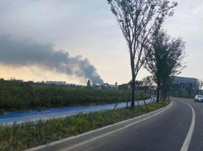 浙江嘉善突发火灾6人失联，事故原因正在调查中
