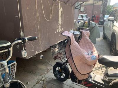 空间少、选址难，电动自行车“下楼”面临哪些障碍