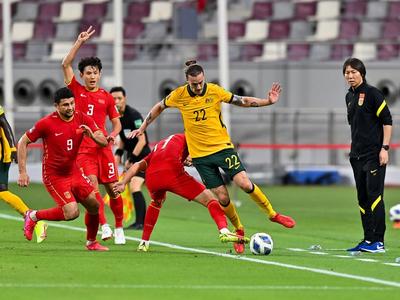 国足主帅李铁：希望球队能从失利中成长