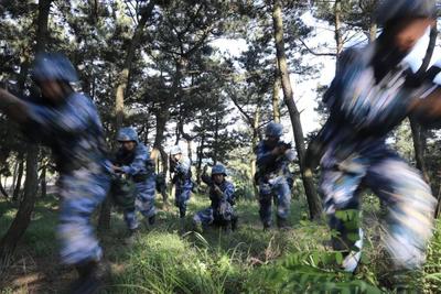 秋日疆场战味浓！看“海岸狙击手”神勇出击