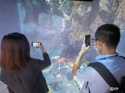 市南区沉浸式体验展区亮相青岛国际软博会，打造观展新体验