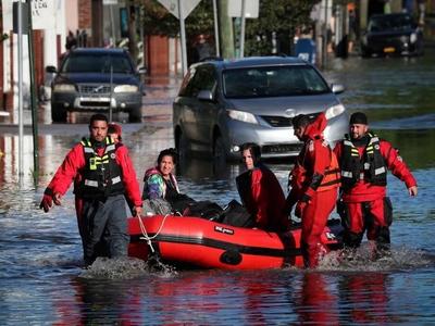 飓风“艾达”袭击美国东北部，洪灾已致至少43人死亡，超过15万户家庭断电