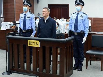 上海市政府原副市长、市公安局原局长龚道安受贿案一审开庭