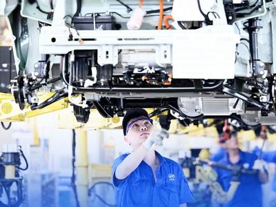 工信部：我国制造业增加值连续11年位居世界第一