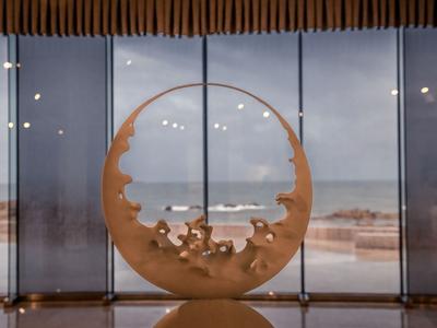 170多国艺术名作！下雨天也能观山海赏艺术|云游青岛⑦