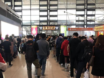 铁路中秋小长假运输收官：全国铁路发送旅客3499万人次