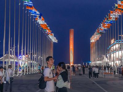 奥帆中心+大海+月色，真香！|云游青岛