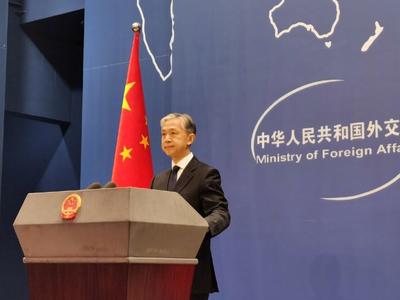 美国前国务卿鲍威尔因新冠并发症逝世，外交部回应