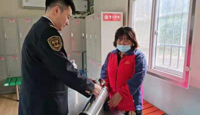 有姜汤和热水！青岛这19处“温馨候车小屋”提前开门纳客
