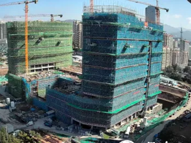 青岛市第八人民医院东院区项目门诊病房综合楼主体结构封顶