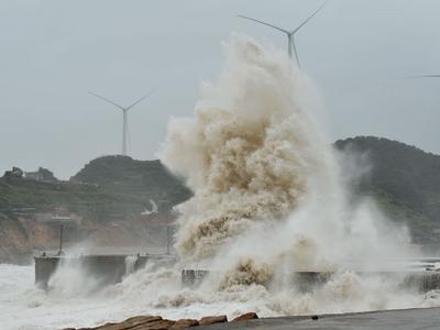 台风“圆规”将至，多地发生地质灾害可能性较大