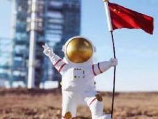 王亚平出差前发了朋友圈，翟志刚带笔墨纸砚上太空