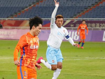 在“齐鲁德比”中不敌山东泰山，青岛青春岛止步中国足协杯16强