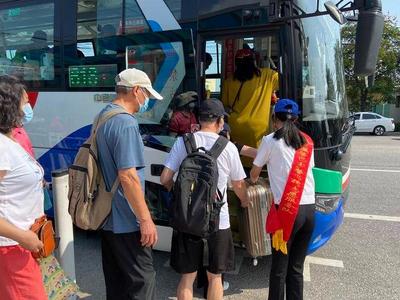 弹性调度、多车并发……青岛温馨巴士假期运送旅客近180万人次