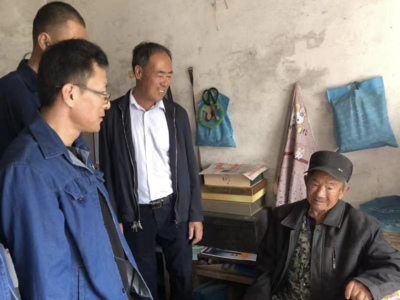 党群连心再升温，关爱老人情意浓！西海岸公用事业集团工程公司走访慰问老人