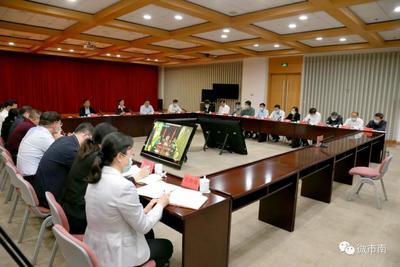 市南区召开创建全国文明典范城市提升城市品质工作推进会议