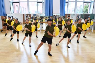 小学缩为四年？高中上两年？尚不属实！