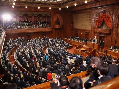 日本众议院选战打响，自民党遭盟友公开质疑