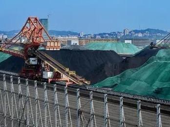 国常会：依法打击煤炭市场炒作，确保人民群众安全温暖过冬