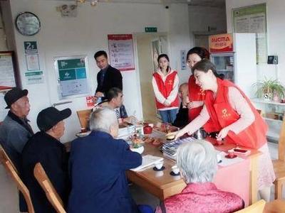 茶韵芬芳，书香满怀，文旅敬老情暖老人心